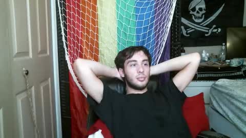 Ezra Naamah online show from 09/08/25, 02:38