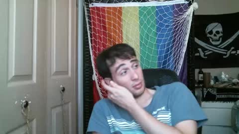 Ezra Naamah online show from 05/07/26, 05:07