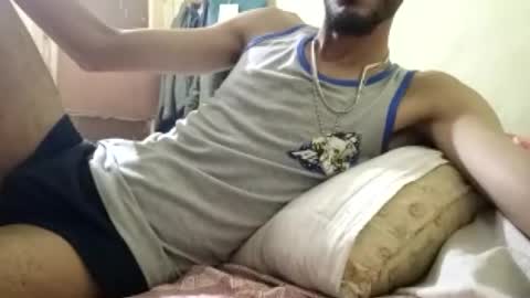 Snapshot of ezz_3zoo1 chatting on 07/04/26, 12:06 weza online show from 07/04/26, 12:06