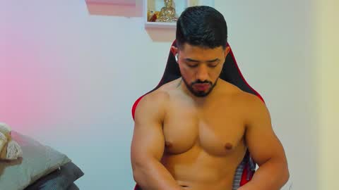 Ezzio Scolaro online show from 09/09/25, 01:49