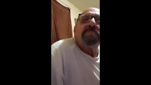 Snapshot of f4559490 chatting on 12/22/25, 08:11 Always online show from 12/22/25, 08:11