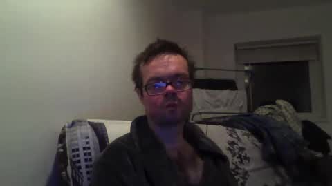 Snapshot of fab1951a2 chatting on 11/13/25, 01:04 fab1951a2 online show from 11/13/25, 01:04