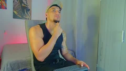 Snapshot of fabi_calde chatting on 06/06/26, 01:32 fabi online show from 06/06/26, 01:32