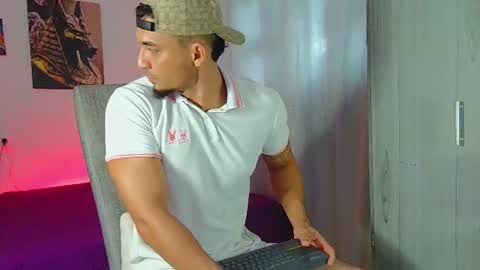 Snapshot of fabi_calde chatting on 06/07/26, 03:27 fabi online show from 06/07/26, 03:27