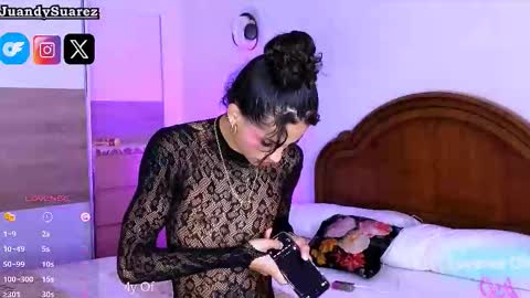 Snapshot of fabi_smith09 chatting on 11/30/25, 05:55 Fabi online show from 11/30/25, 05:55