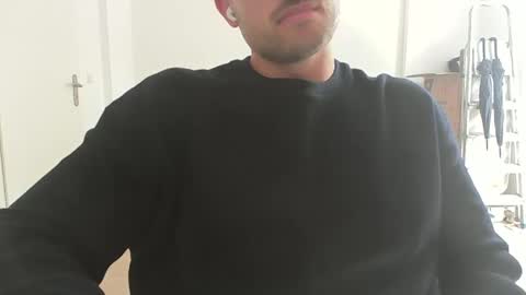 Snapshot of fabian_196 chatting on 09/10/25, 10:37 Call me bitch online show from 09/10/25, 10:37