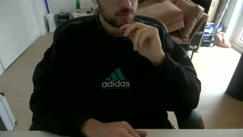 Snapshot of fabian_196 chatting on 01/09/26, 10:40 Call me bitch online show from 01/09/26, 10:40