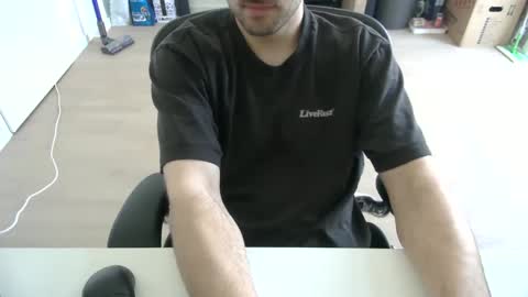 Snapshot of fabian_196 chatting on 03/22/26, 09:13 Call me bitch online show from 03/22/26, 09:13