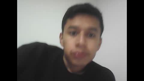 Snapshot of fabiar11 chatting on 09/14/25, 02:44 R online show from 09/14/25, 02:44