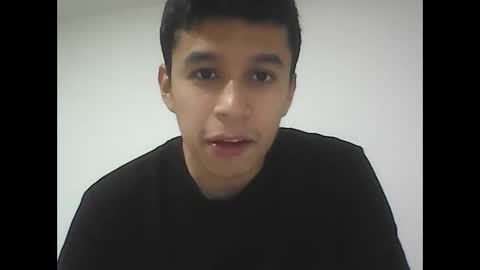 Snapshot of fabiar11 chatting on 09/20/25, 04:02 R online show from 09/20/25, 04:02