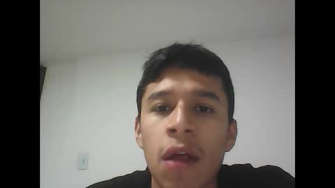 Snapshot of fabiar11 chatting on 09/23/25, 10:13 R online show from 09/23/25, 10:13