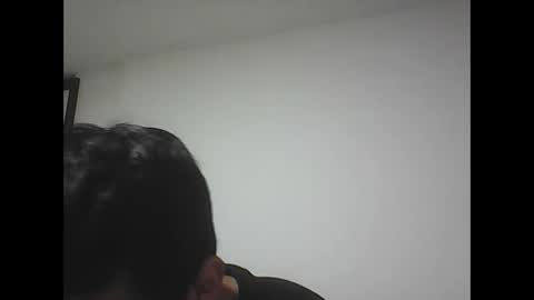 Snapshot of fabiar11 chatting on 09/30/25, 03:33 R online show from 09/30/25, 03:33