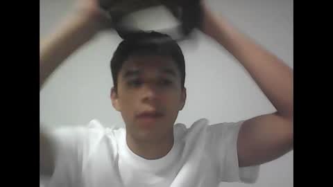 Snapshot of fabiar11 chatting on 10/06/25, 02:20 R online show from 10/06/25, 02:20