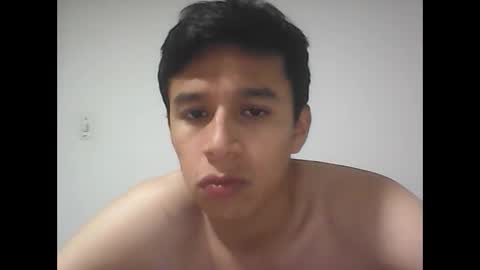 Snapshot of fabiar11 chatting on 10/10/25, 03:05 R online show from 10/10/25, 03:05