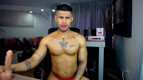 Snapshot of fabilatindick20 chatting on 10/04/25, 12:03 Fabian online show from 10/04/25, 12:03