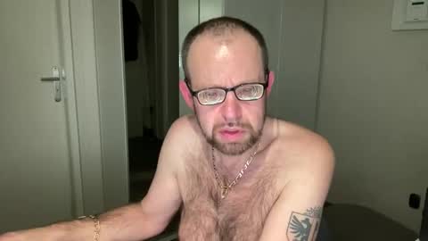 Snapshot of fabiothick chatting on 11/01/25, 11:18 fabiothick online show from 11/01/25, 11:18