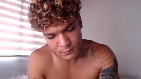 Snapshot of fabrizio_amery chatting on 12/29/24, 07:11 -  A N D E R online show from 12/29/24, 07:11