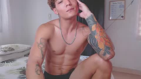 Snapshot of fabrizio_amery chatting on 02/02/25, 07:46 -  A N D E R online show from 02/02/25, 07:46