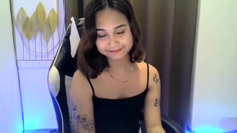 fabulous_cristy24 online show from 10/13/25, 02:28