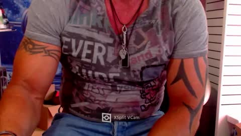 Snapshot of fabxxxl chatting on 04/23/26, 12:29 fabxxxl online show from 04/23/26, 12:29