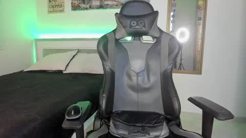 Snapshot of faceofbabyyy chatting on 01/23/25, 07:11 faceofbabyyy online show from 01/23/25, 07:11