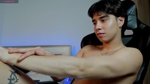 Snapshot of faceofbabyyy chatting on 11/30/25, 03:32 faceofbabyyy online show from 11/30/25, 03:32