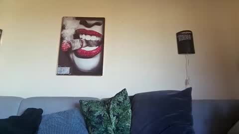 Snapshot of fack69ogsazzy69 chatting on 11/07/25, 09:42 Dennis online show from 11/07/25, 09:42