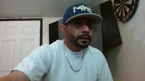 Snapshot of faded805 chatting on 09/29/25, 09:47 Mark online show from 09/29/25, 09:47