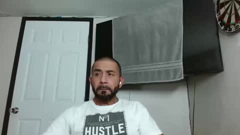 Snapshot of faded805 chatting on 10/12/25, 07:07 Mark online show from 10/12/25, 07:07