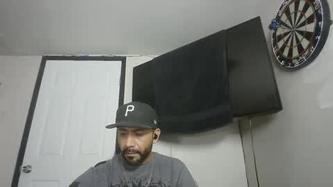 Snapshot of faded805 chatting on 10/22/25, 07:02 Mark online show from 10/22/25, 07:02