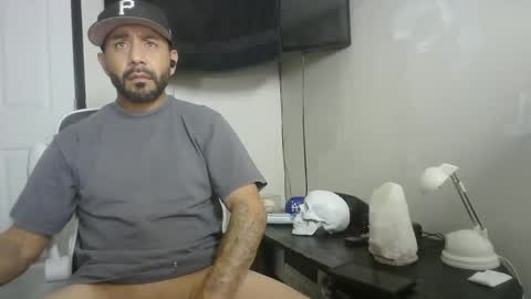 Snapshot of faded805 chatting on 10/24/25, 12:56 Mark online show from 10/24/25, 12:56