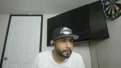 Snapshot of faded805 chatting on 11/02/25, 08:28 Mark online show from 11/02/25, 08:28