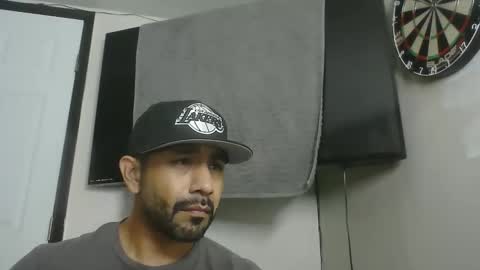 Snapshot of faded805 chatting on 11/11/25, 08:47 Mark online show from 11/11/25, 08:47