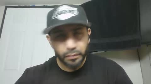 Snapshot of faded805 chatting on 11/22/25, 10:03 Mark online show from 11/22/25, 10:03