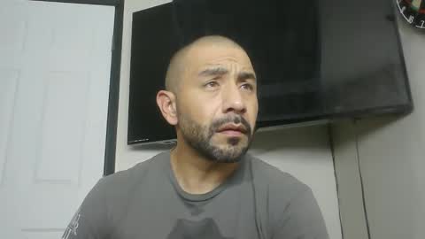 Snapshot of faded805 chatting on 11/25/25, 08:14 Mark online show from 11/25/25, 08:14