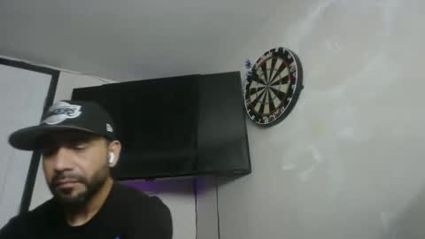 Snapshot of faded805 chatting on 12/15/25, 07:56 Mark online show from 12/15/25, 07:56