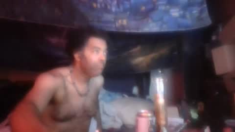 Snapshot of fadeyisteven32 chatting on 06/17/26, 04:37 fadeyisteven32 online show from 06/17/26, 04:37