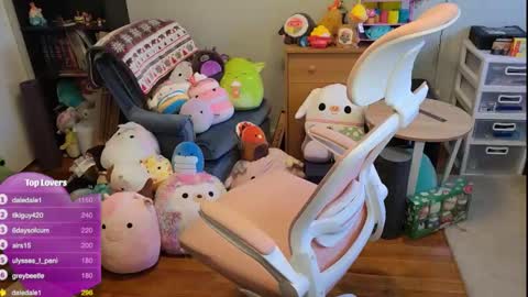 Faekitten97 online show from 12/22/24, 10:04