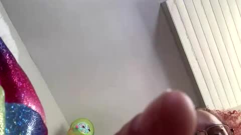 Snapshot of faemami chatting on 09/23/25, 05:27 FaeBae online show from 09/23/25, 05:27