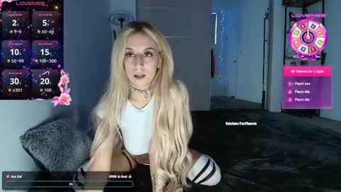 Fae Phoenix online show from 11/17/25, 10:37