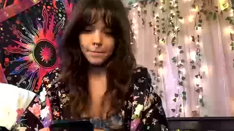 Faerie 3 online show from 10/11/25, 08:51