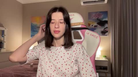 Bloom  online show from 10/31/25, 03:24