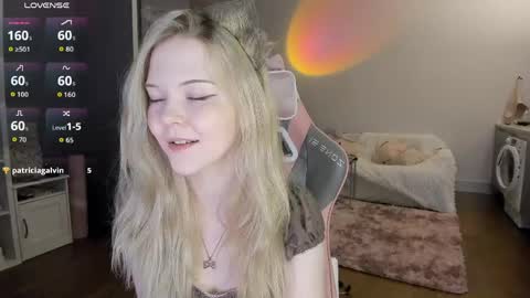 fairy_casey online show from 04/20/26, 10:22
