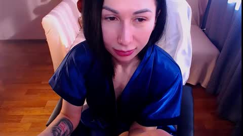 Elli  online show from 03/12/26, 12:22