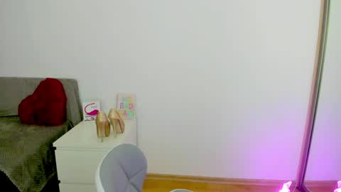 Ashley online show from 01/17/26, 01:21