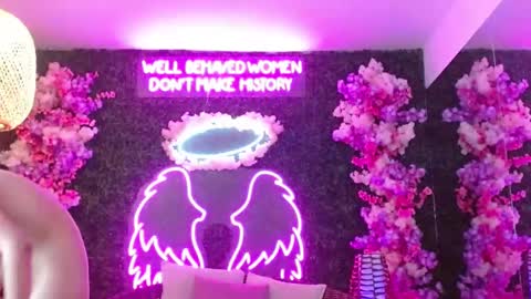 FAIRY online show from 02/18/25, 02:59