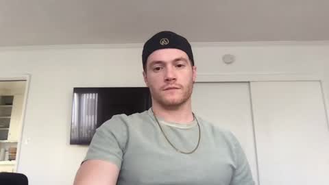 Snapshot of fairybae5 chatting on 01/24/25, 09:47 Travis online show from 01/24/25, 09:47