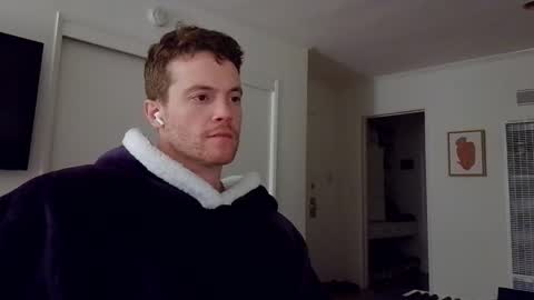 Snapshot of fairybae5 chatting on 03/09/25, 07:56 Travis online show from 03/09/25, 07:56