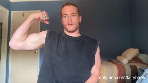 Snapshot of fairybae5 chatting on 10/08/25, 06:38 Travis online show from 10/08/25, 06:38