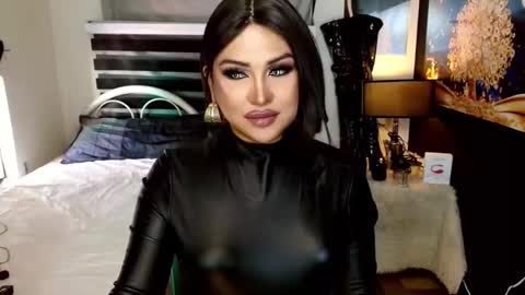 CLAUDIA VALVALERA online show from 02/17/26, 07:38